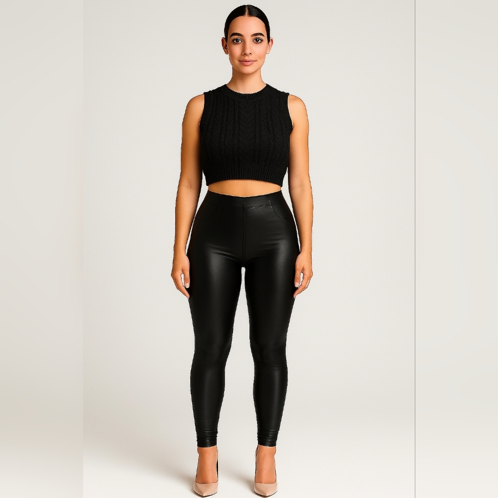Women Shiny/ Glossy Leggings Body Shape Pants Black With Stitched Design